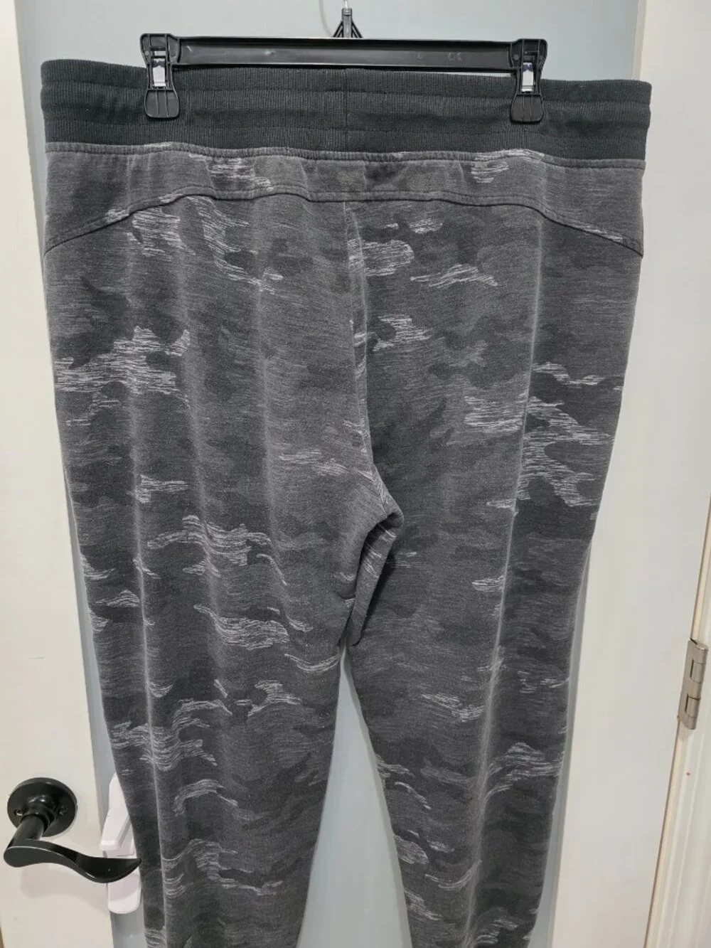 Athletic Works‎ Black Camo Jogger Pants – Size XL (16-18) – Drawstring